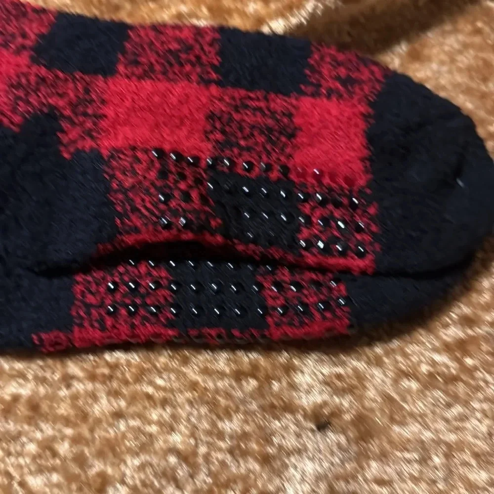 North Pole Trading Co. Head-To-Toe Buffalo Kid 1 Pair Slipper Socks Red & Black